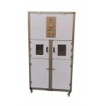 Jewelry flipping and powder removing machine