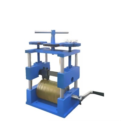 Earring forming machine
