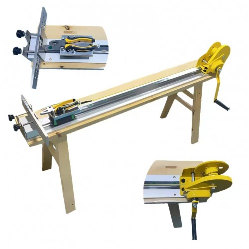 Hand operated cable pulling machine